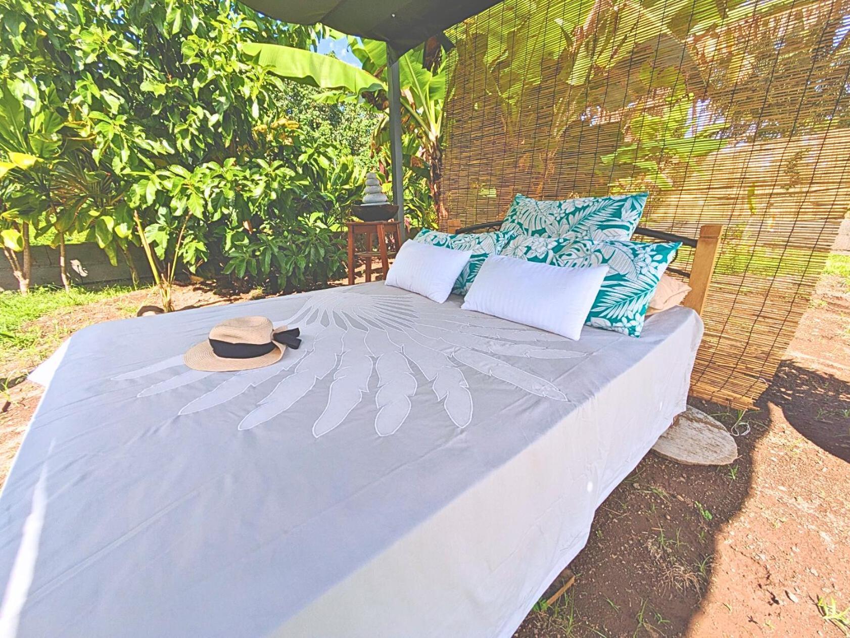 Natura Om Teahupoo Surf Lodge Toanoano Exteriér fotografie